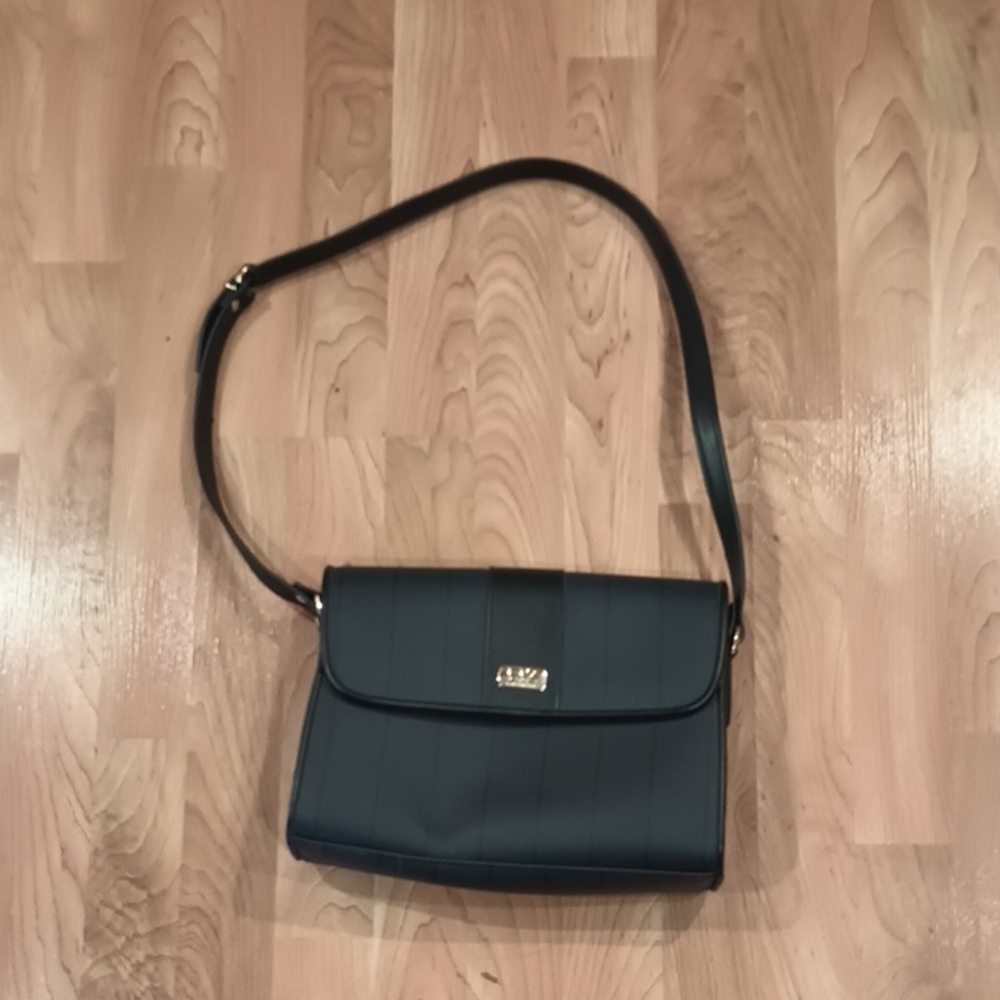 Liz Claiborne Blue and Gold Crossbody Bag with Modern Design